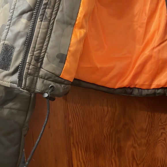 Bagatelle Cropped Camo Puffer Jacket - Picture 5 of 5